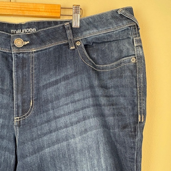 NWT Maurices Bootcut Denim Flex Mid Rise Cotton Blend Jeans; Size 22W Long - Picture 4 of 15